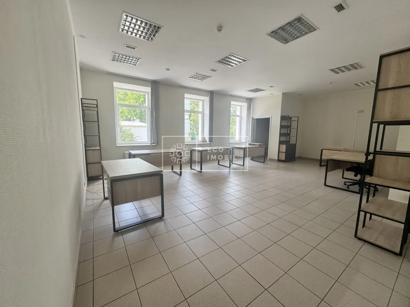 1-camere birou, 500 m² — Imagine 1