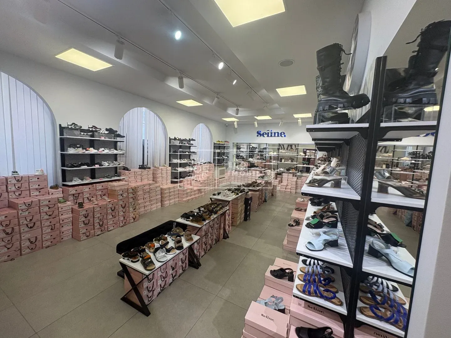 1-camere birou, 200 m² — Imagine 3