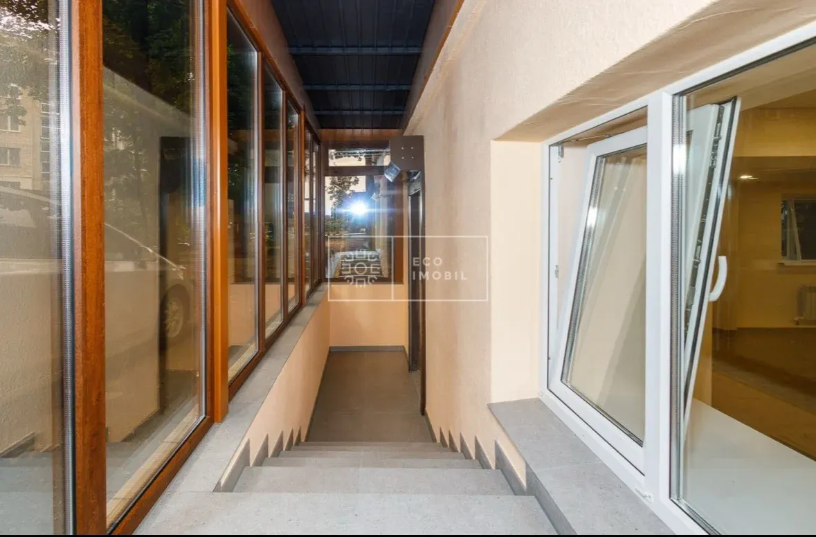 1-camere birou, 53 m² — Imagine 4