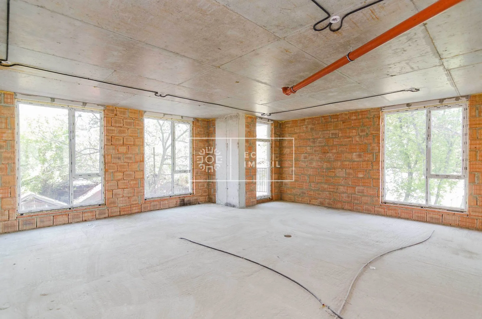 1-bedroom office, 320 m² — Image 3