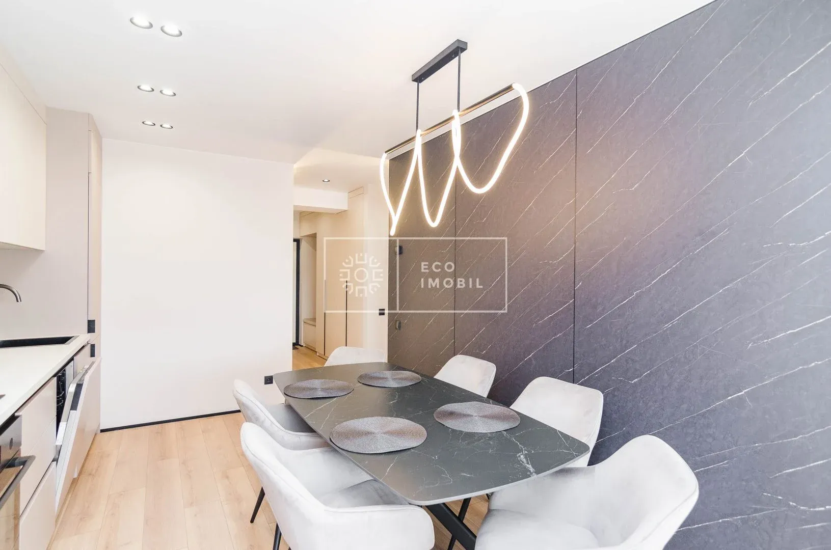 4-комнатная квартира, 111 м² — Изображение 3