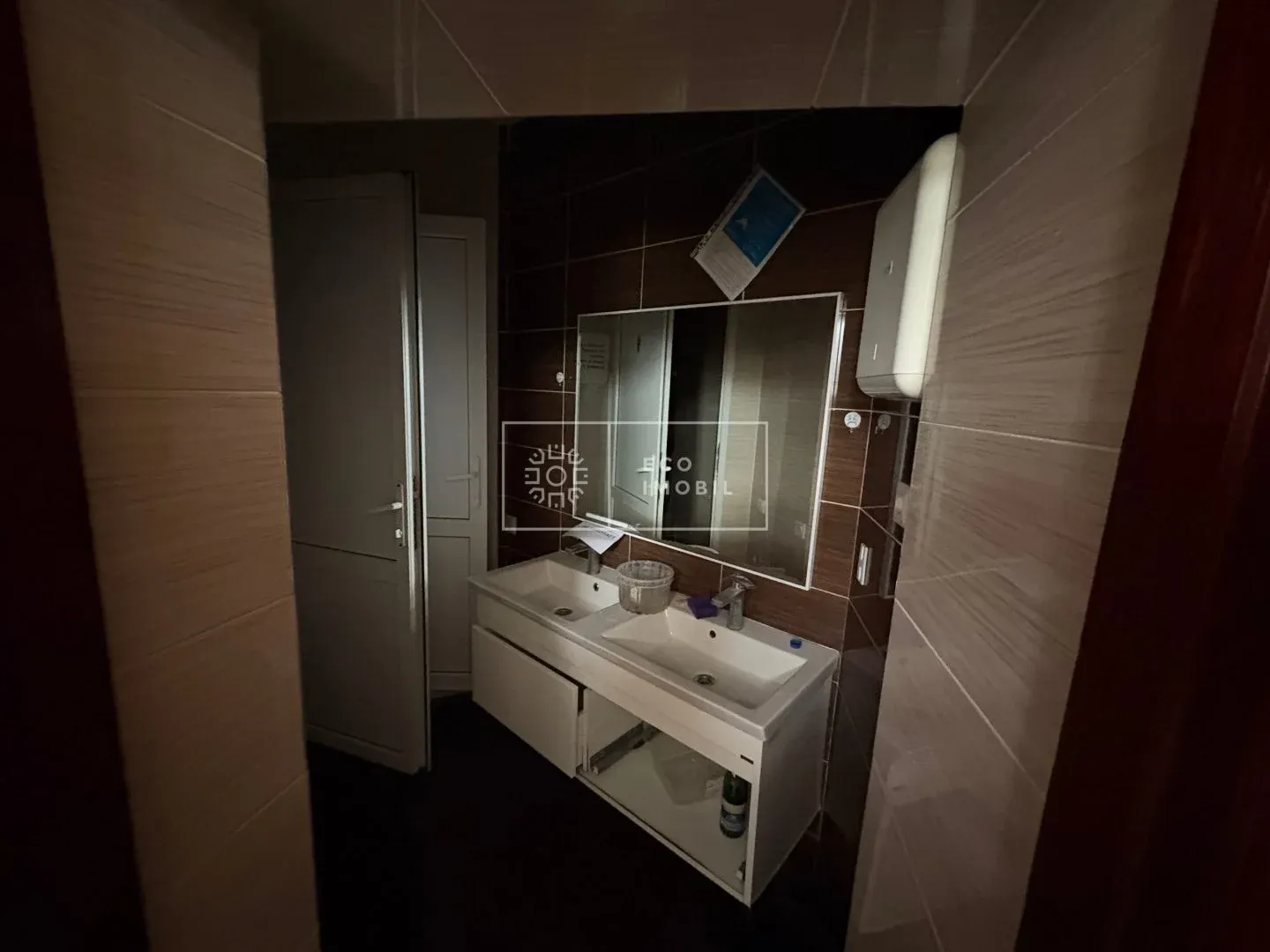 13-camere birou, 280 m² — Imagine 3