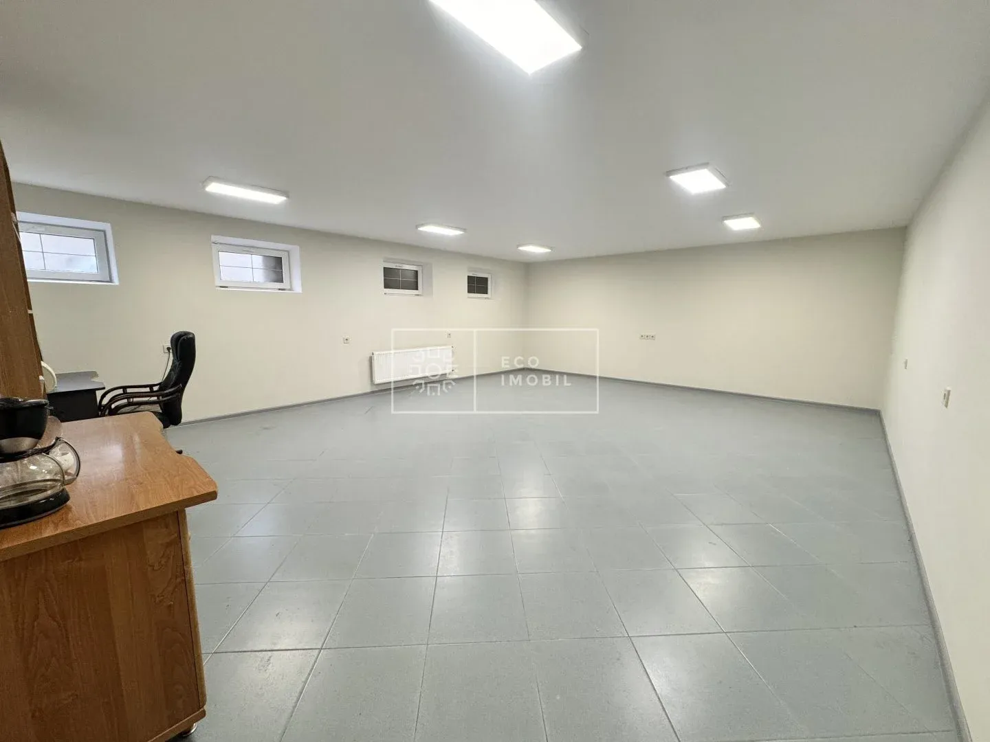 1-camere birou, 50 m² — Imagine 1