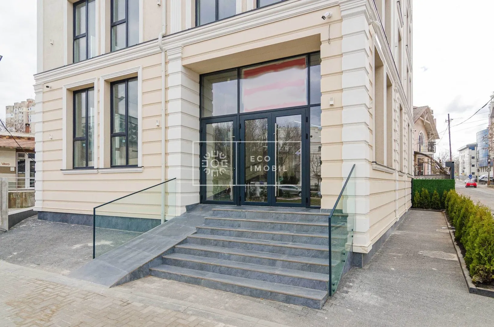 1-camere birou, 135 m² — Imagine 4