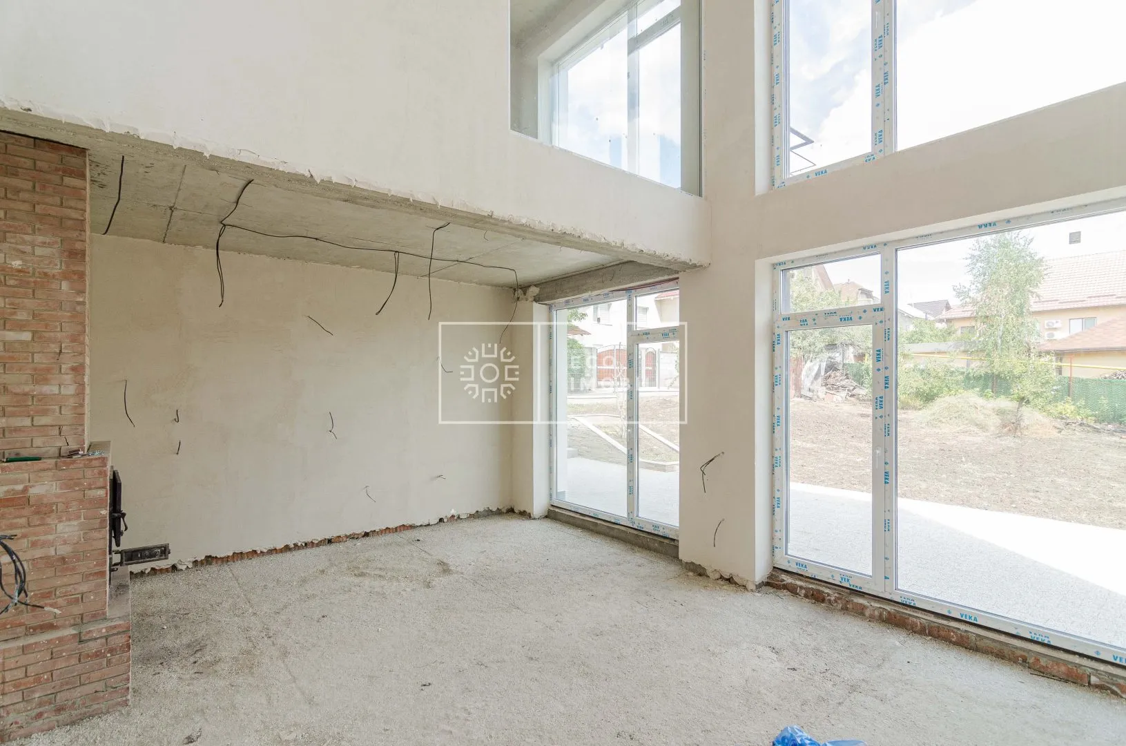 2-этажный дом, 3 комнаты, 300 м² — Изображение 2