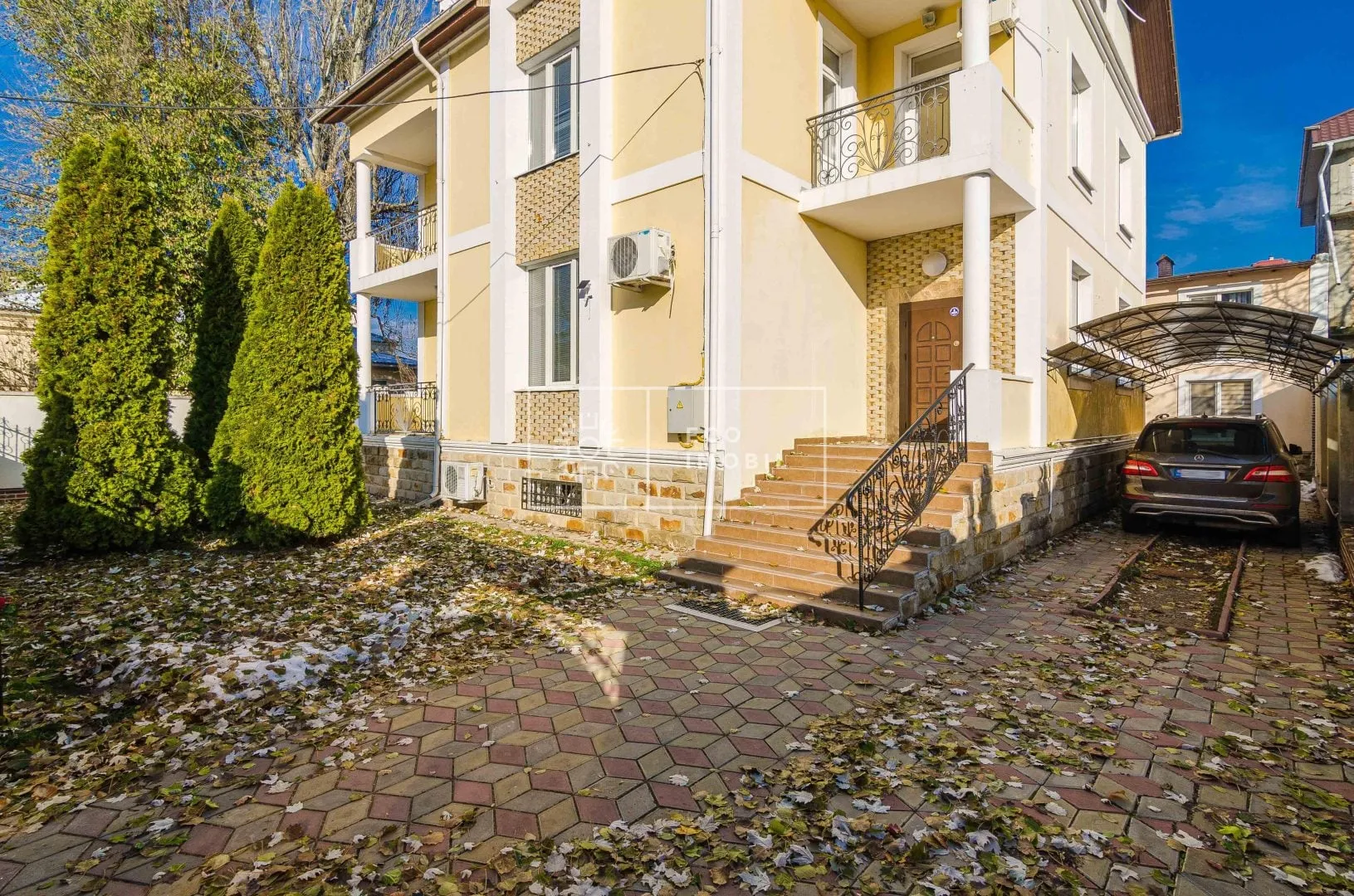 Birou, 500 m² — Imagine 1