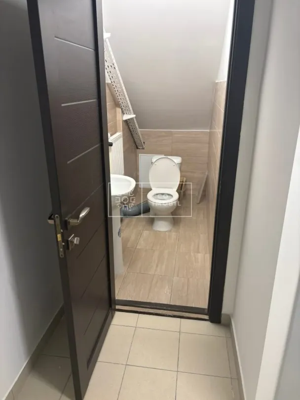 1-camere birou, 130 m² — Imagine 2
