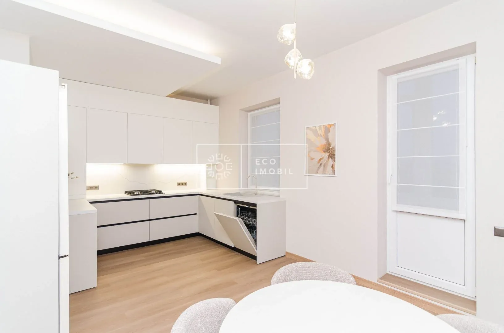 3-комнатная квартира, 185 м² — Изображение 2