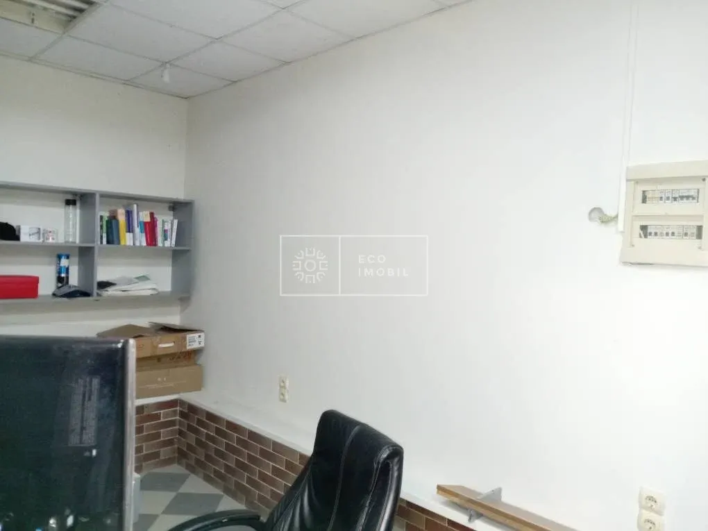 1-camere birou, 100 m² — Imagine 1