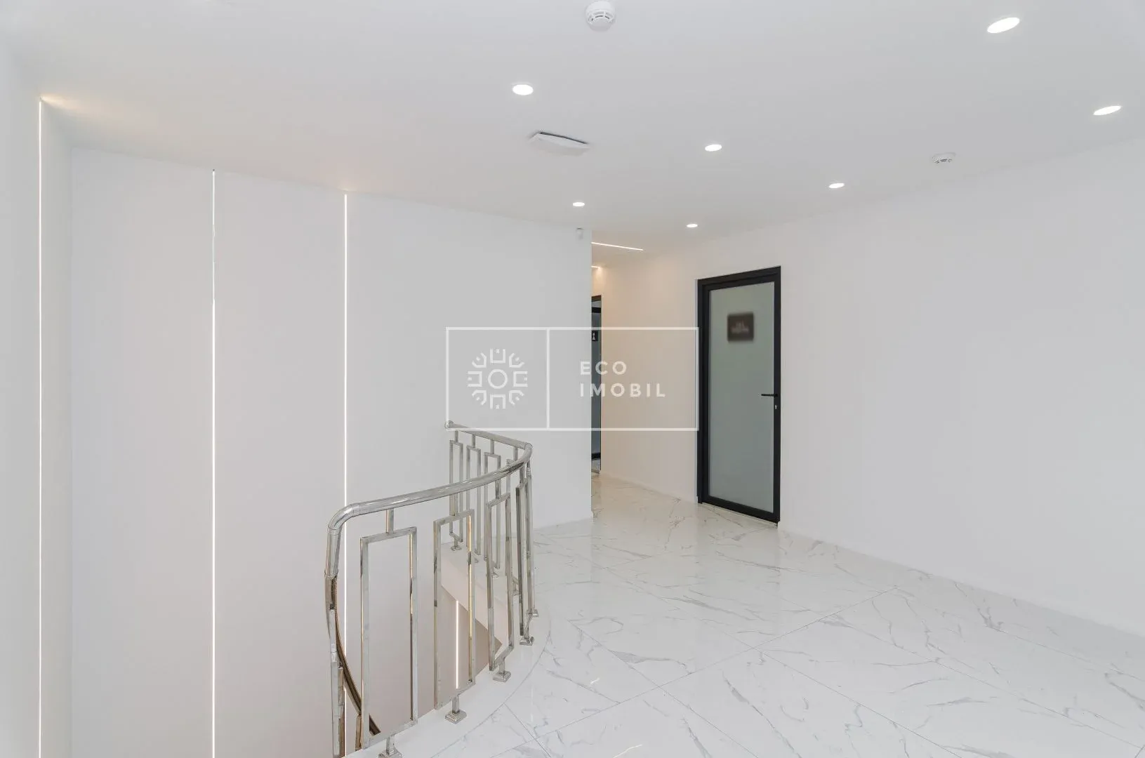 1-camere birou, 35 m² — Imagine 4