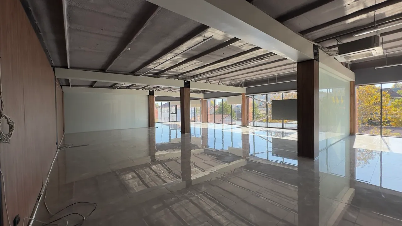 1-camere birou, 300 m² — Imagine 6