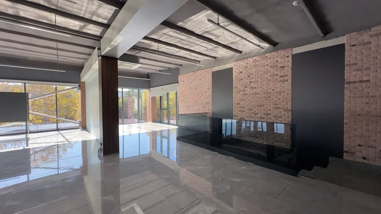 1-camere birou, 300 m² — Imagine 4