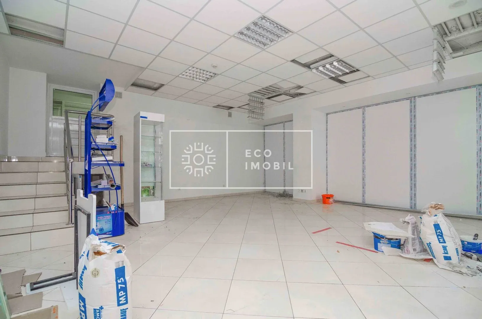 1-camere birou, 82 m² — Imagine 3