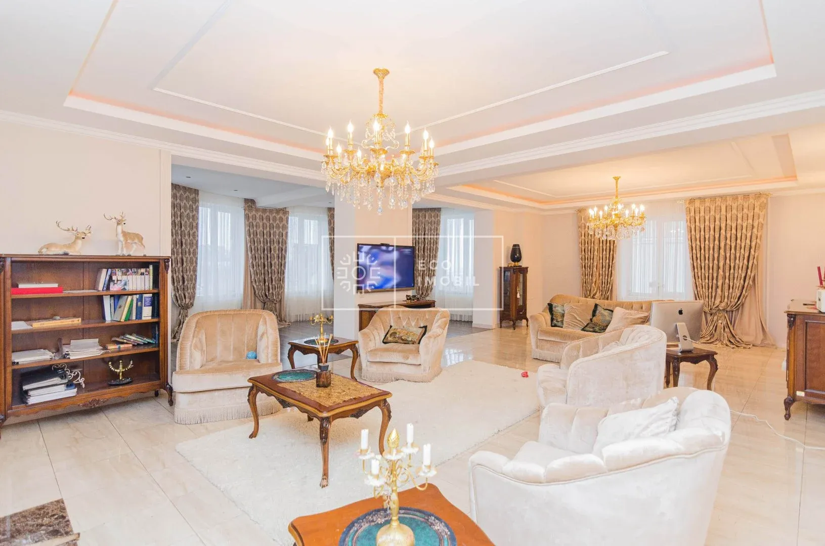 4-etaje casă, 6 camere, 650 m² — Imagine 2