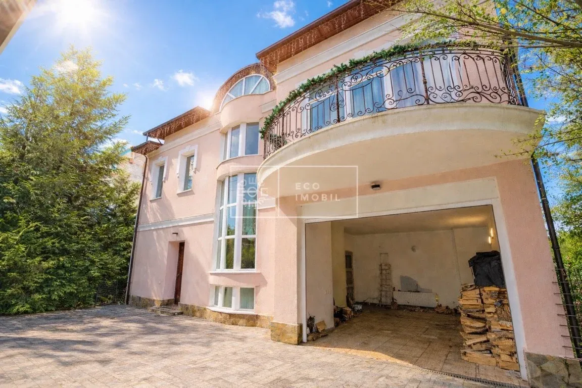 4-этажный дом, 6 комнат, 650 м² — Изображение 1