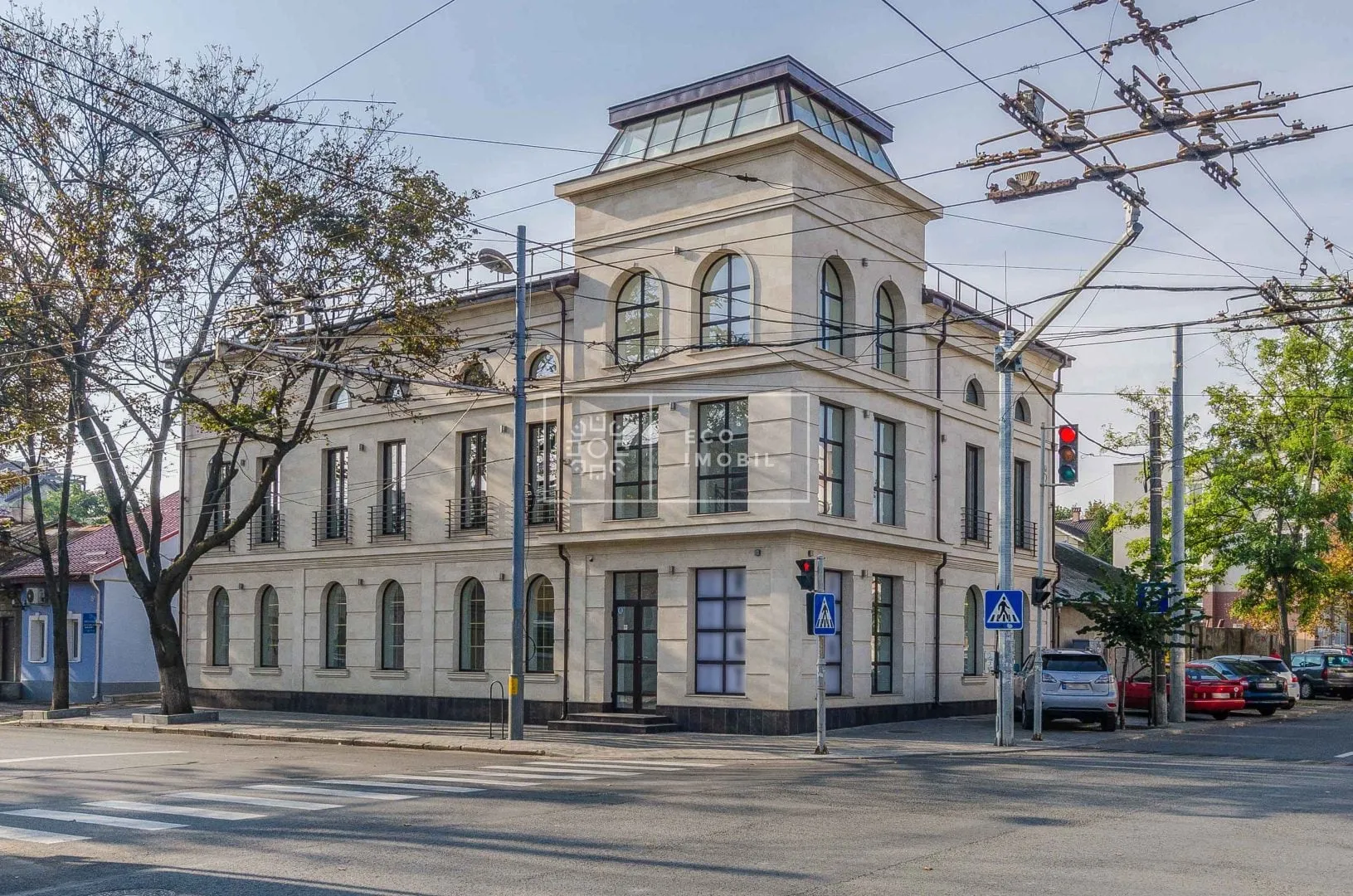Office, 575 m² — Image 1