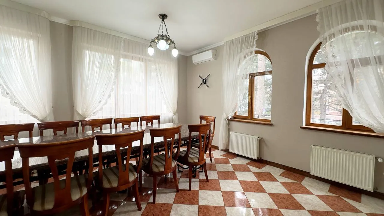 10-camere birou, 450 m² — Imagine 3