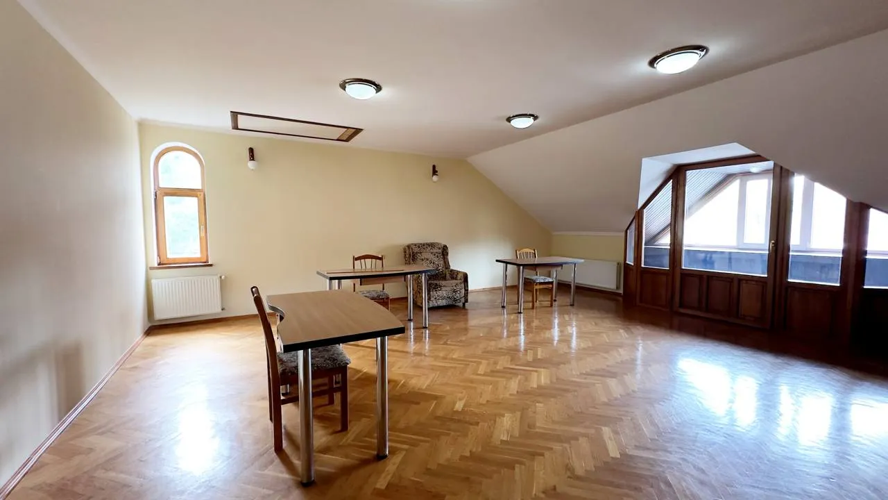 10-camere birou, 450 m² — Imagine 8
