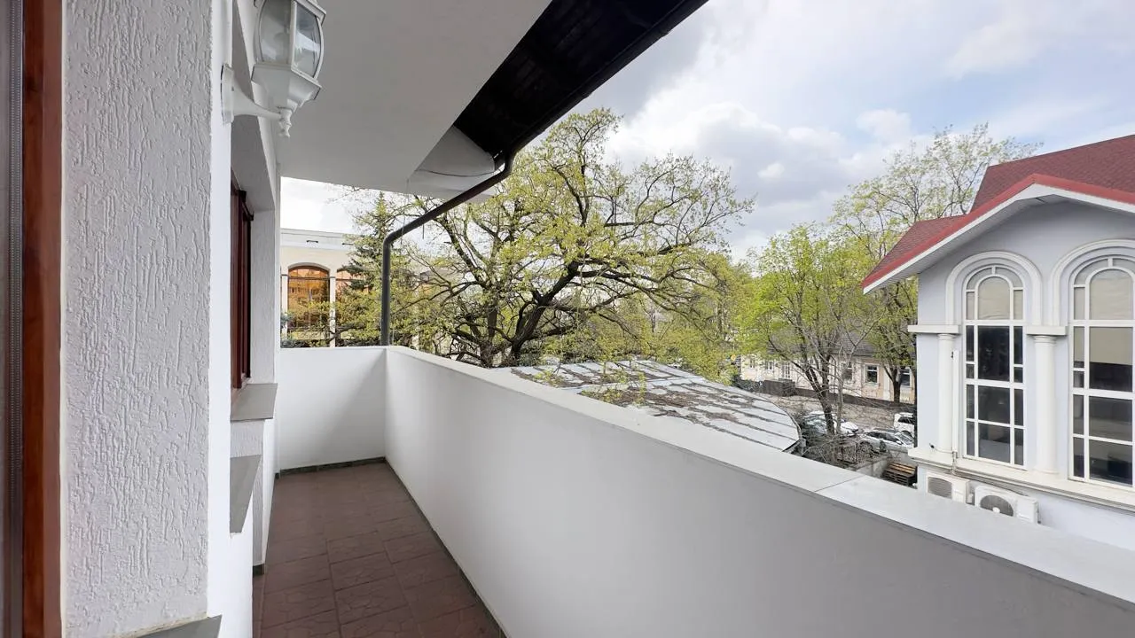 10-camere birou, 450 m² — Imagine 6