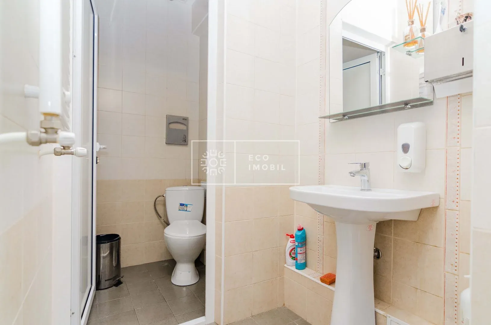 1-bedroom office, 90 m² — Image 3