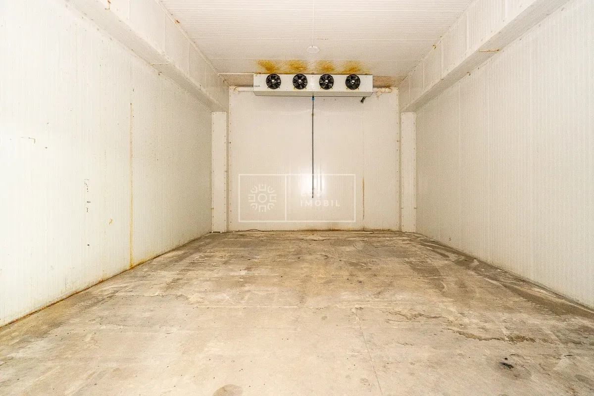 Teren comercial, 8 m² — Imagine 2