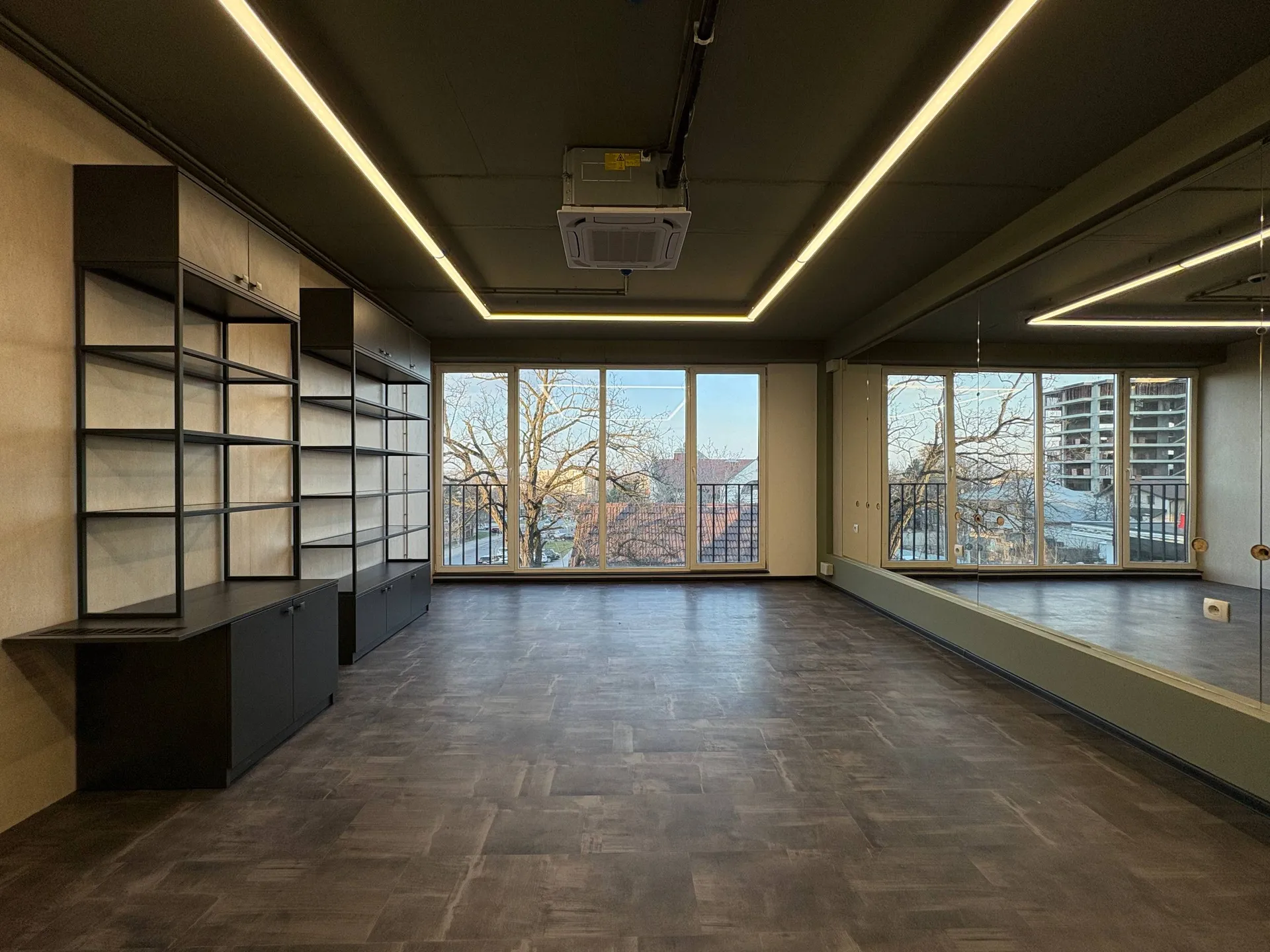 1-camere birou, 35 m² — Imagine 2