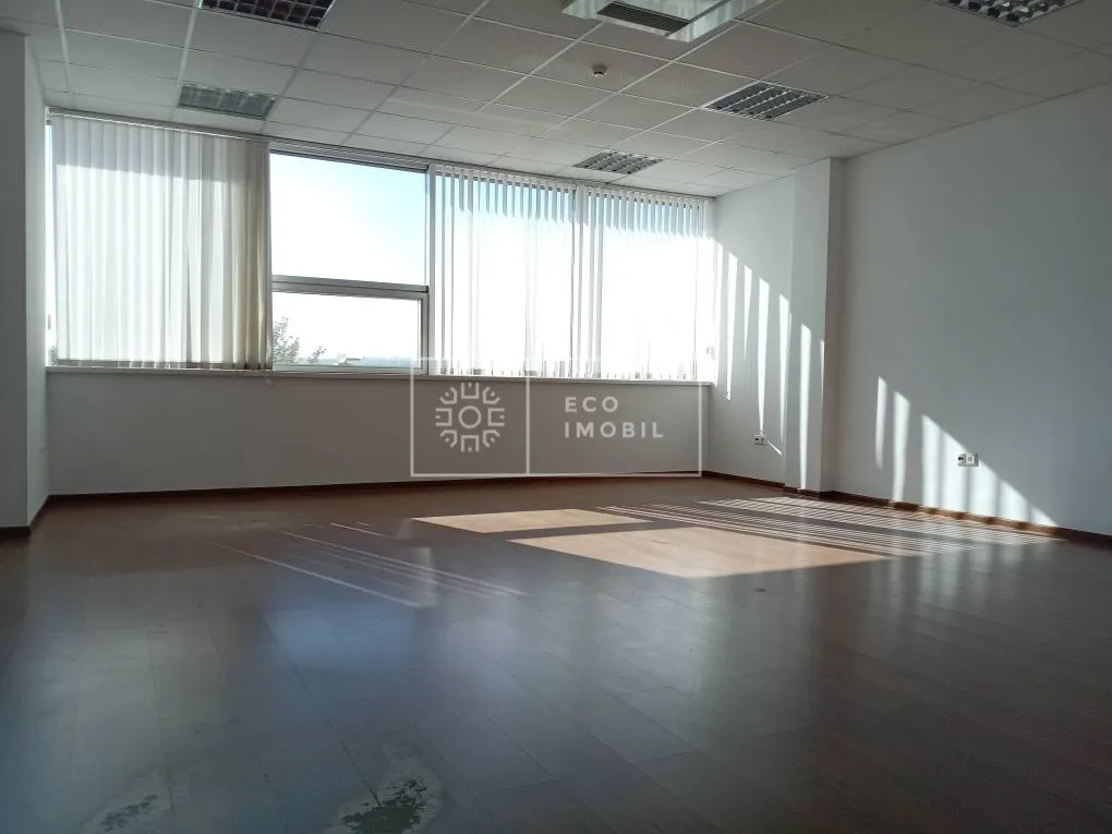 2-bedroom office, 124 m² — Image 1
