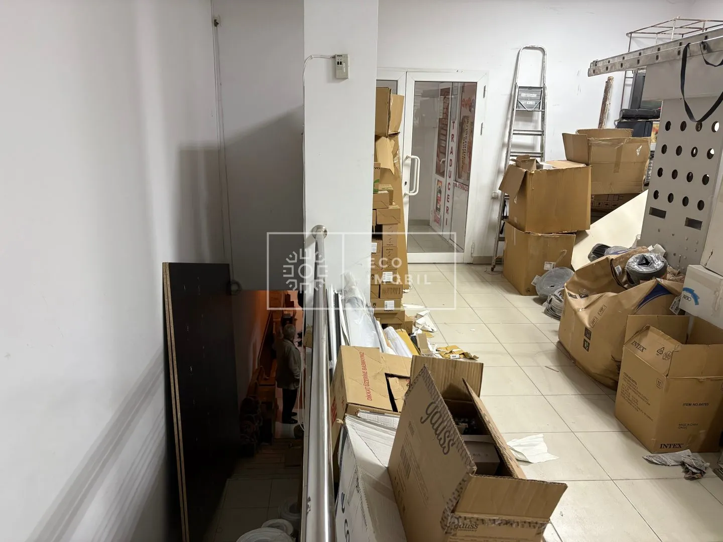 1-camere birou, 314 m² — Imagine 2