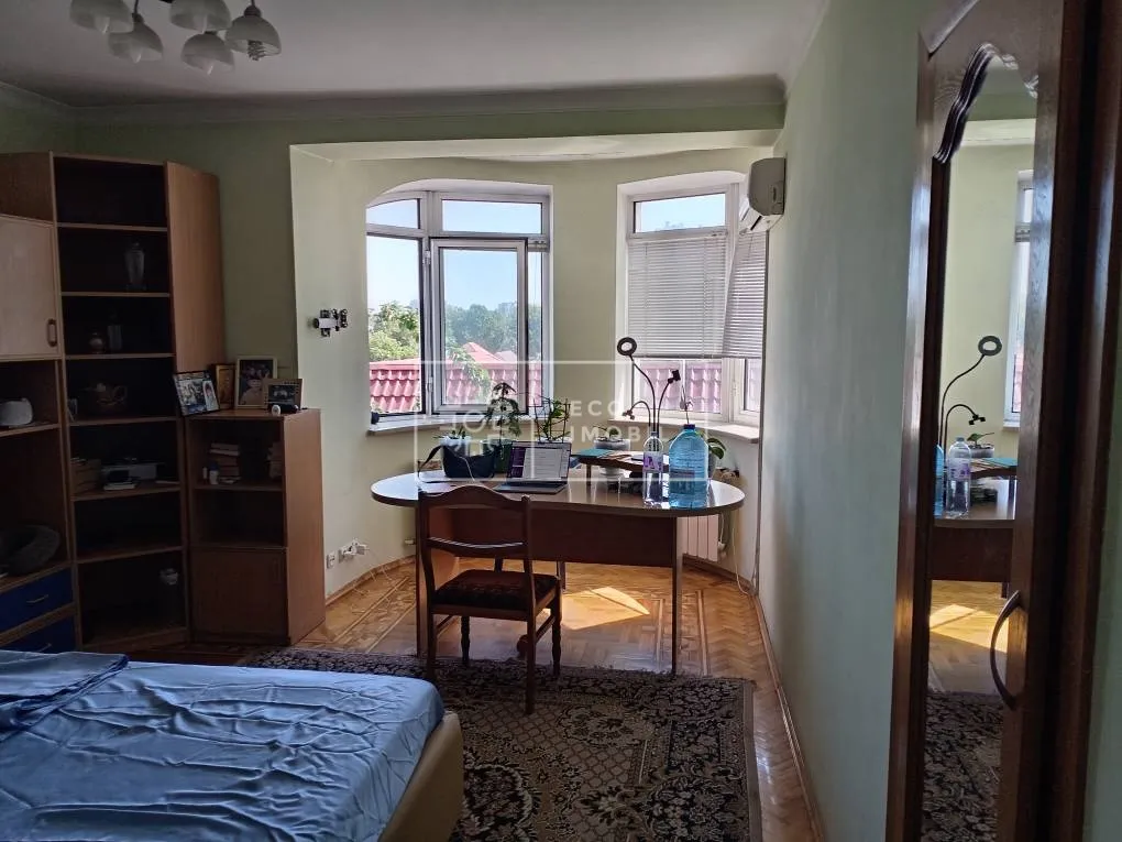 1-bedroom office, 650 m² — Image 4