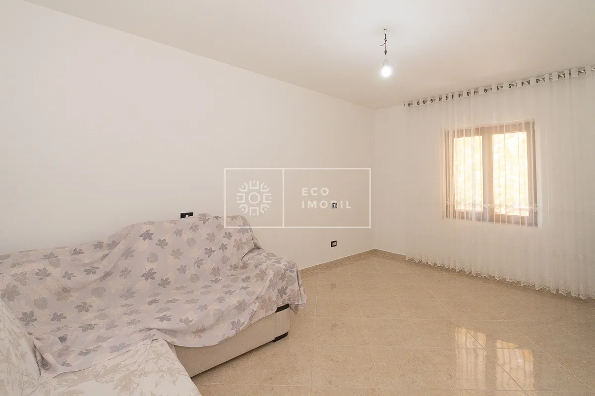 3-этажный дом, 5 комнат, 218 м² — Изображение 3