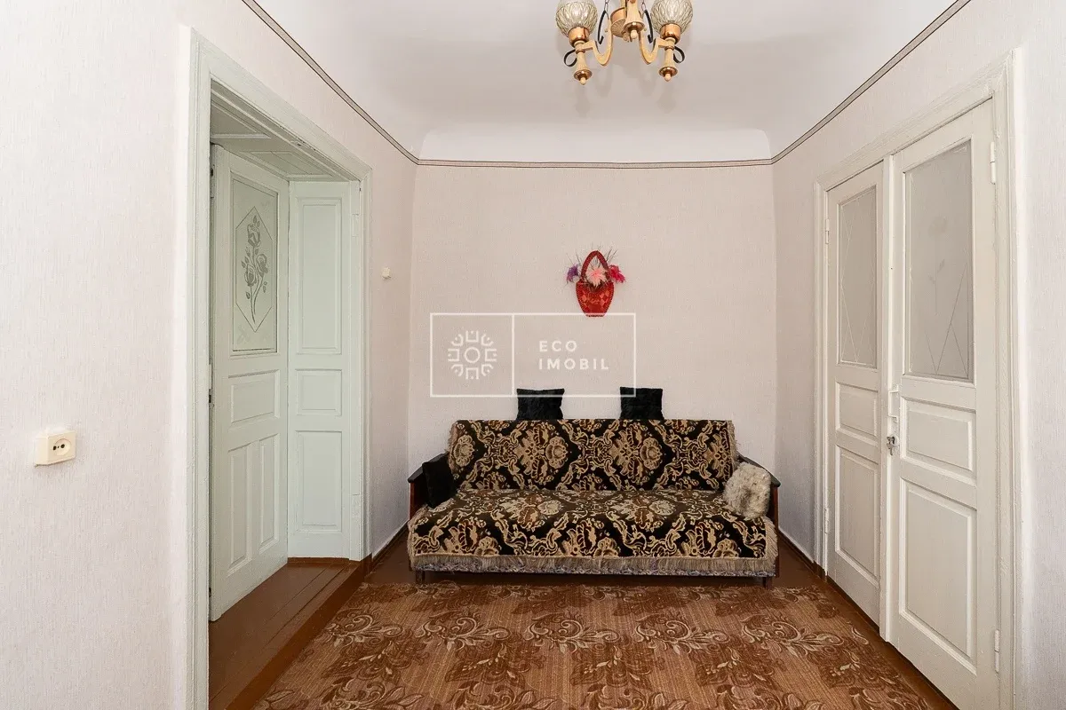 1-etaje casă, 3 camere, 100 m² — Imagine 3