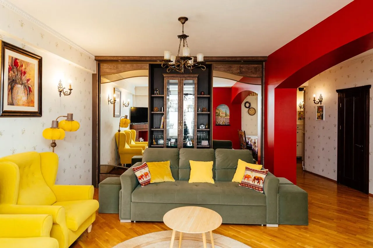 2-camere apartament, 105 m² — Imagine 1