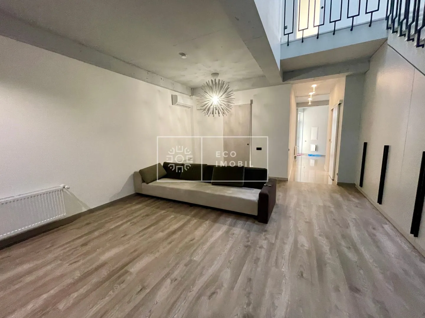 2-этажный дом, 3 комнаты, 140 м² — Изображение 1