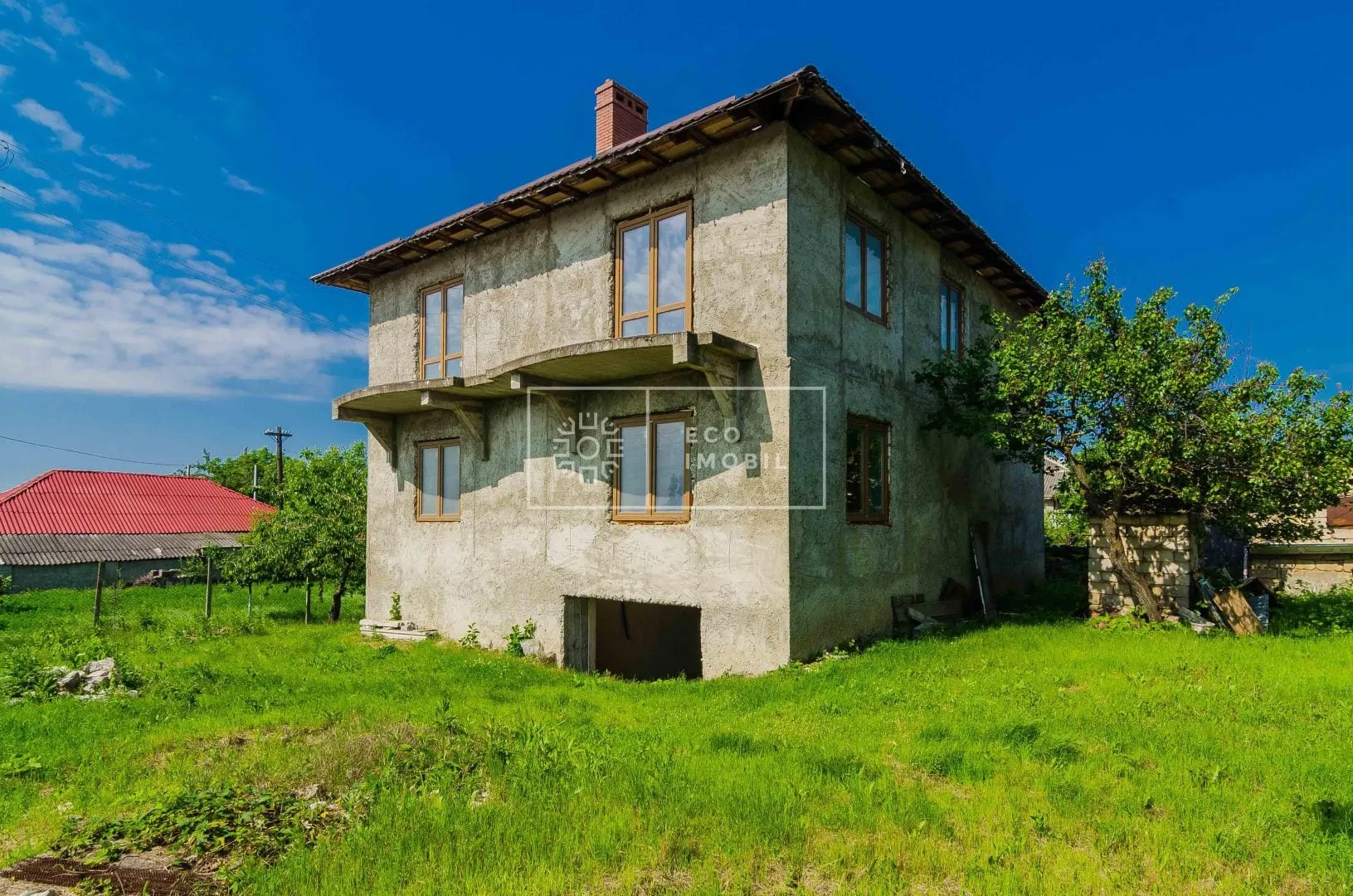 2-этажный дом, 3 комнаты, 240 м² — Изображение 1