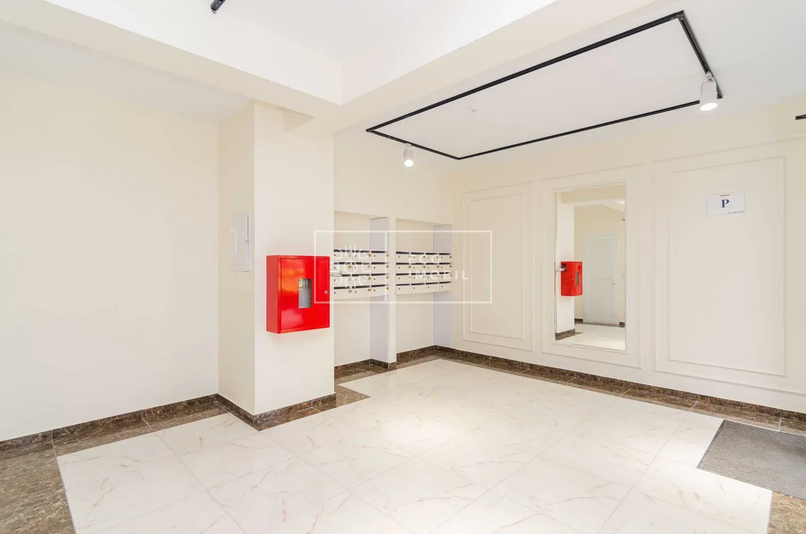 1-camere birou, 522 m² — Imagine 2