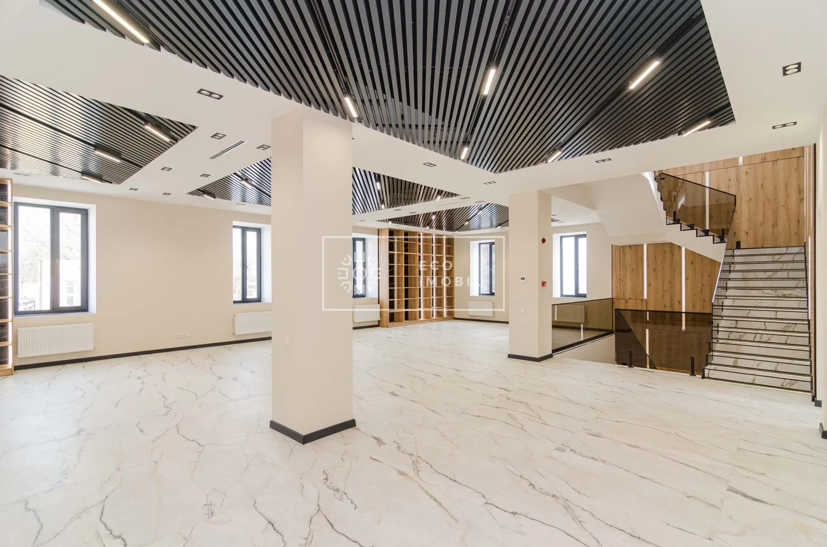 1-bedroom office, 650 m² — Image 2