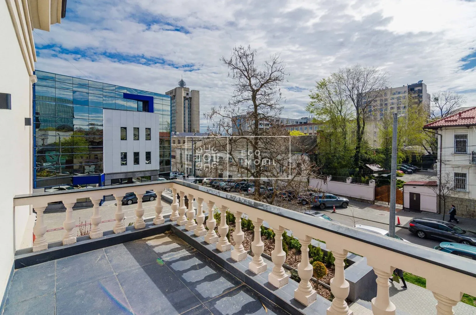 1-bedroom office, 650 m² — Image 4