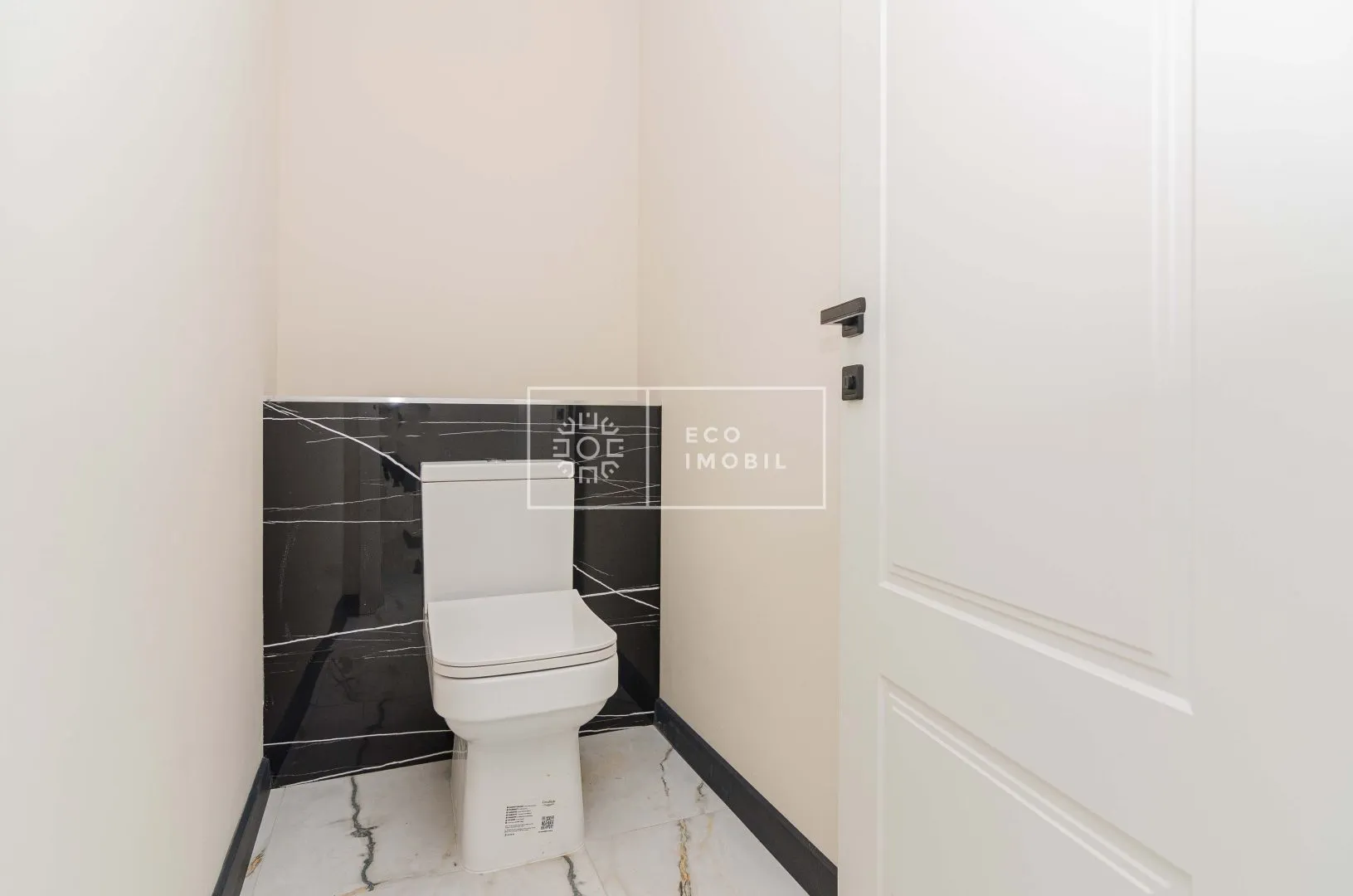1-bedroom office, 650 m² — Image 3