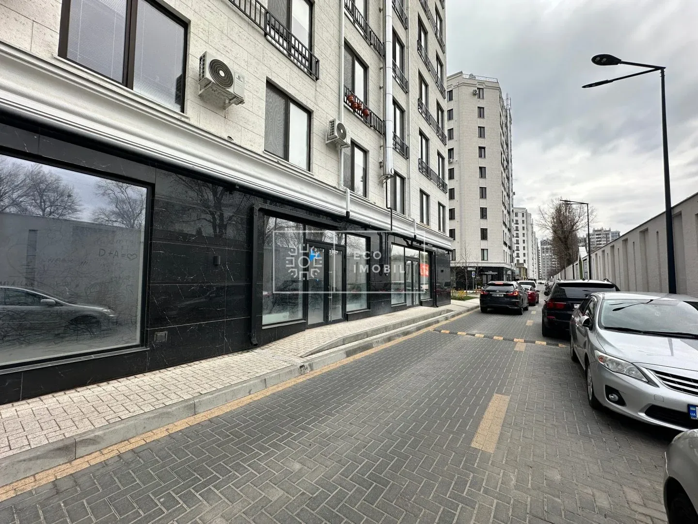 1-camere birou, 139 m² — Imagine 2