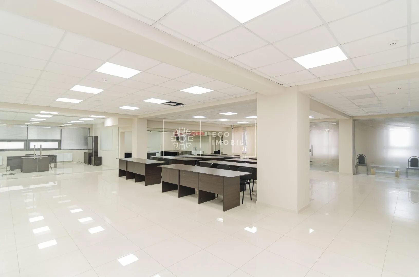 1-camere birou, 415 m² — Imagine 1