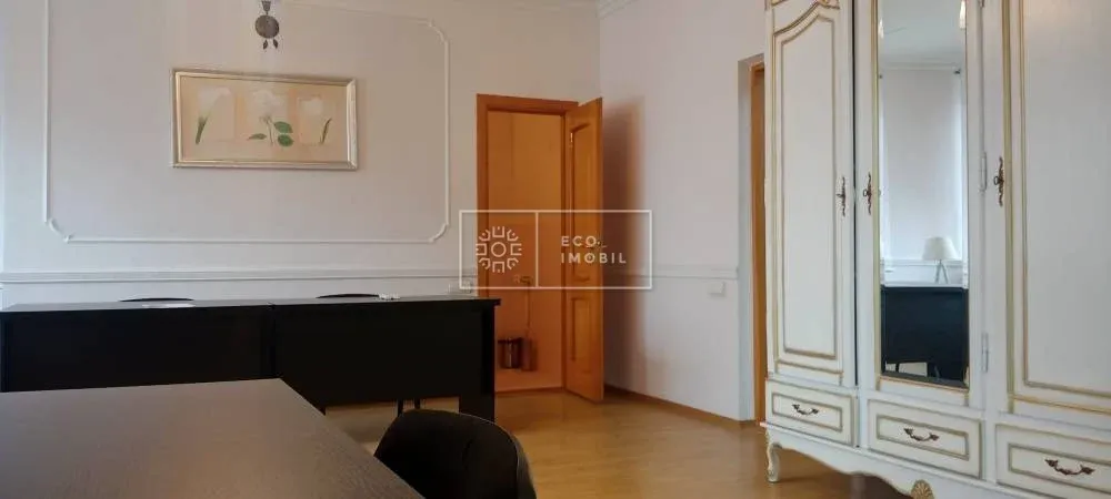 13-camere birou, 550 m² — Imagine 4