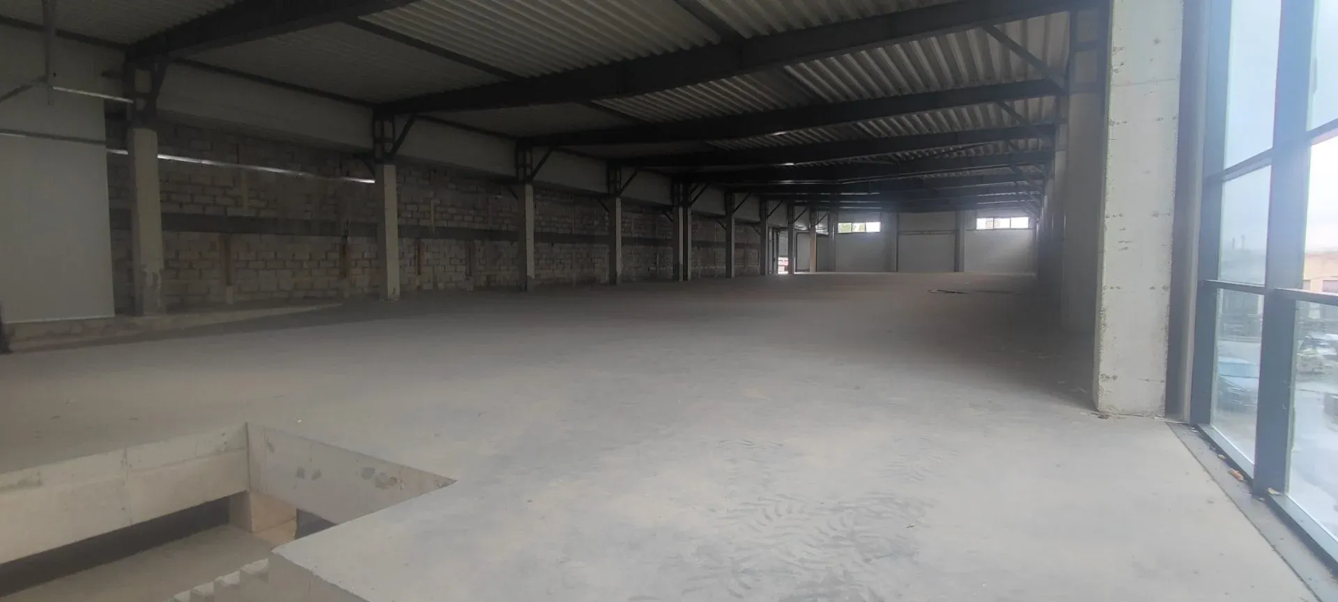 Склад, 1 850 м² — Изображение 1
