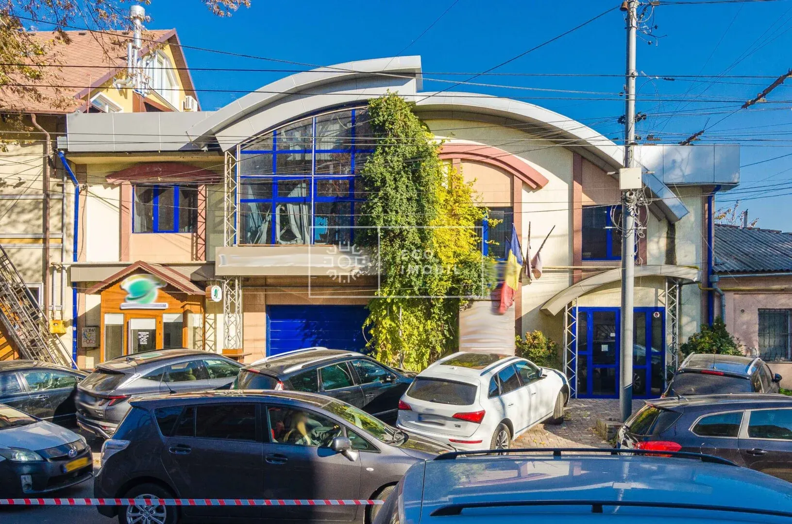 12-bedroom office, 300 m² — Image 1