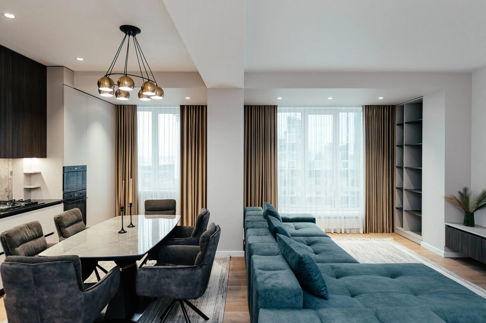 2-camere apartament, 93 m² — Imagine 1