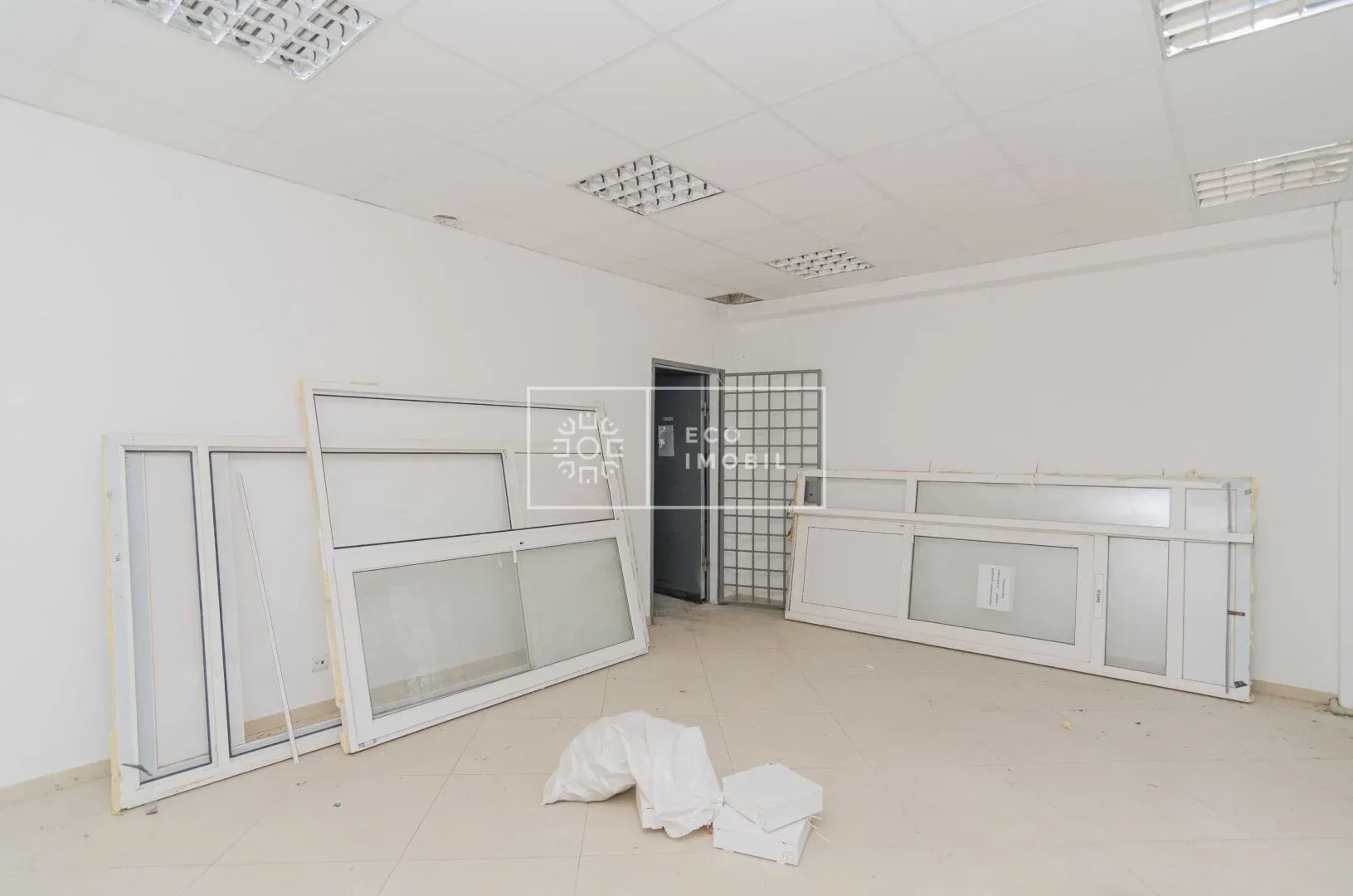 1-комнатный офис, 1 100 м² — Изображение 1