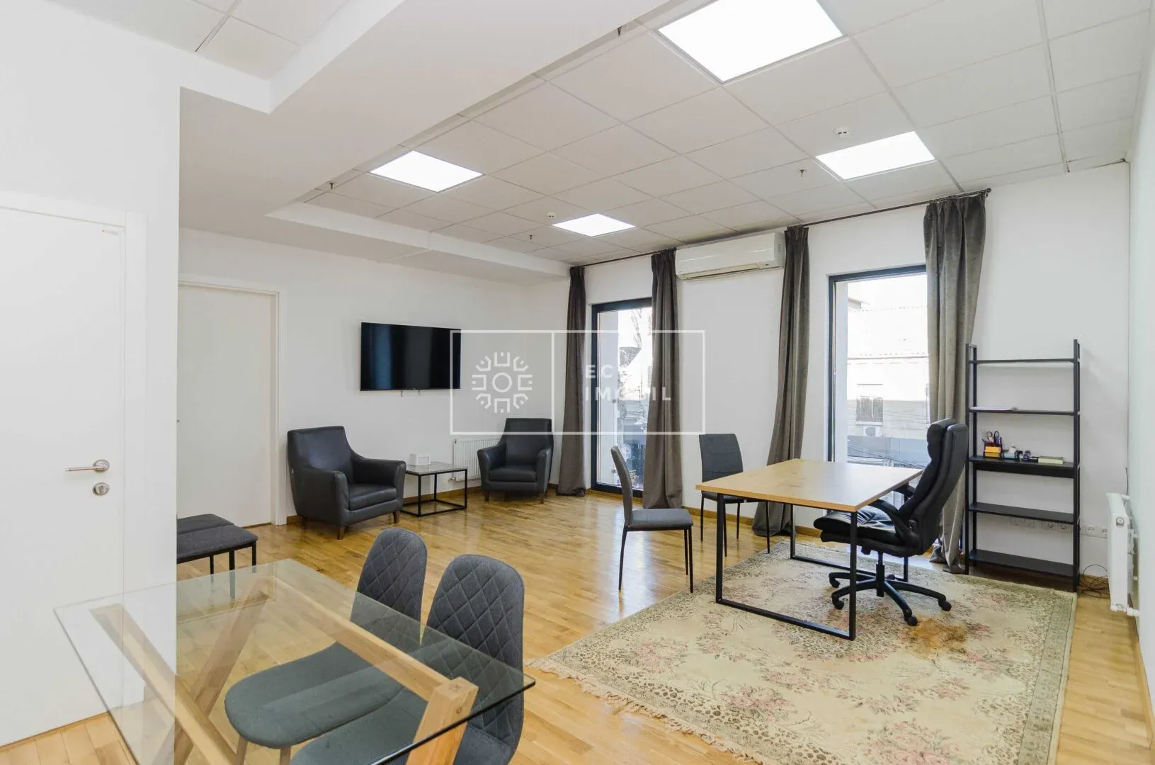 1-camere birou, 60 m² — Imagine 1