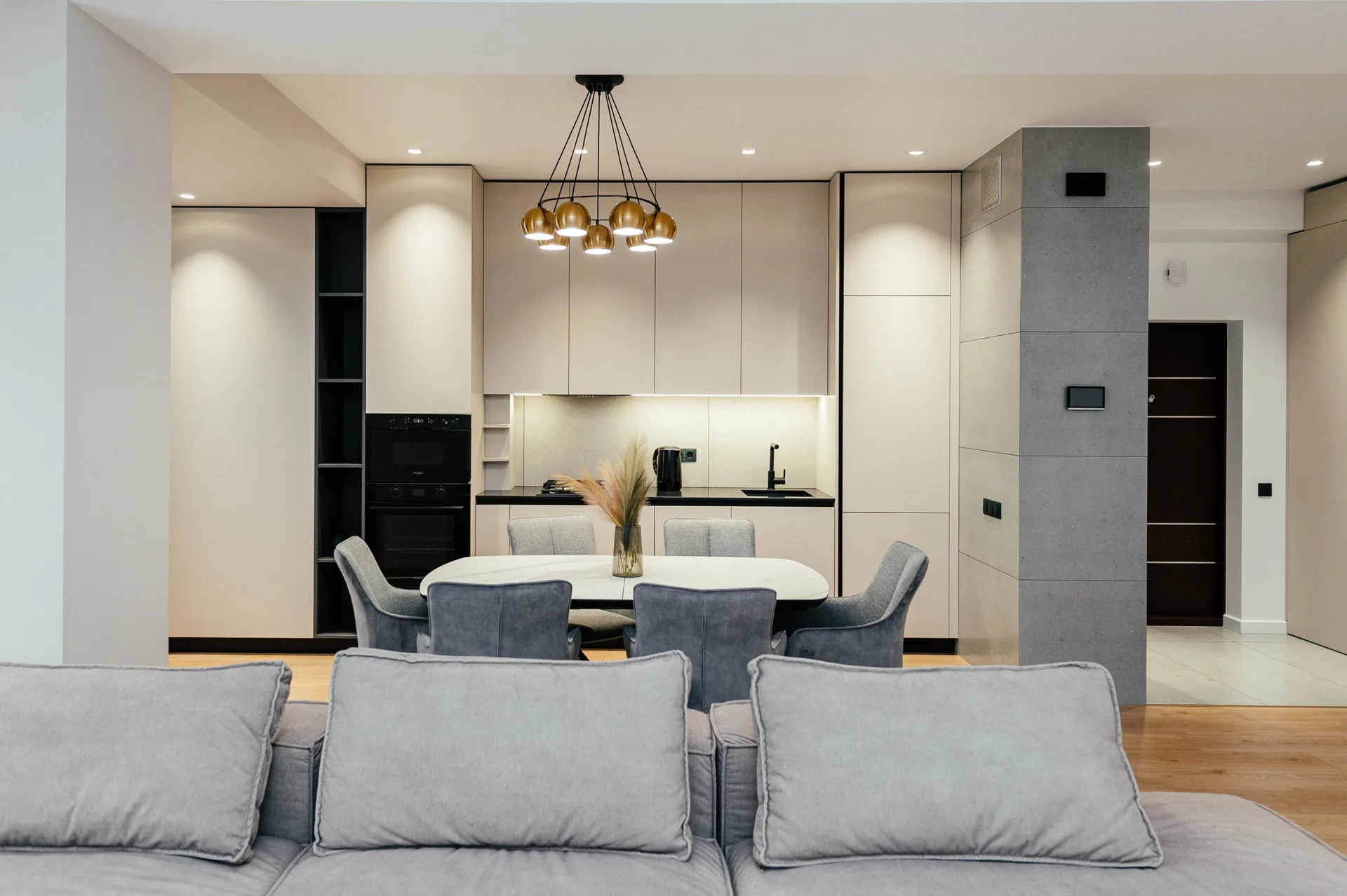 2-camere apartament, 88 m² — Imagine 1