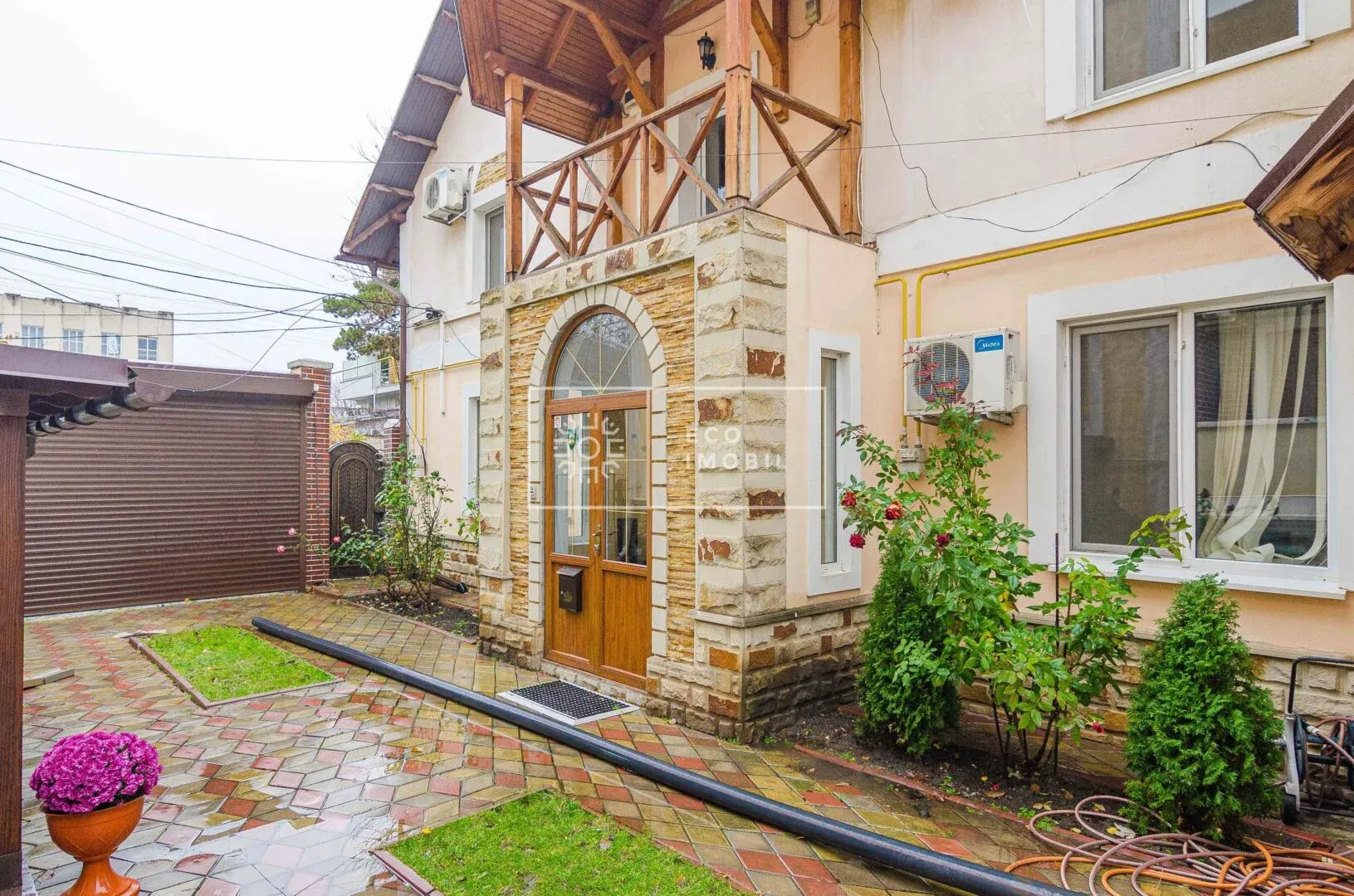 8-camere birou, 330 m² — Imagine 1
