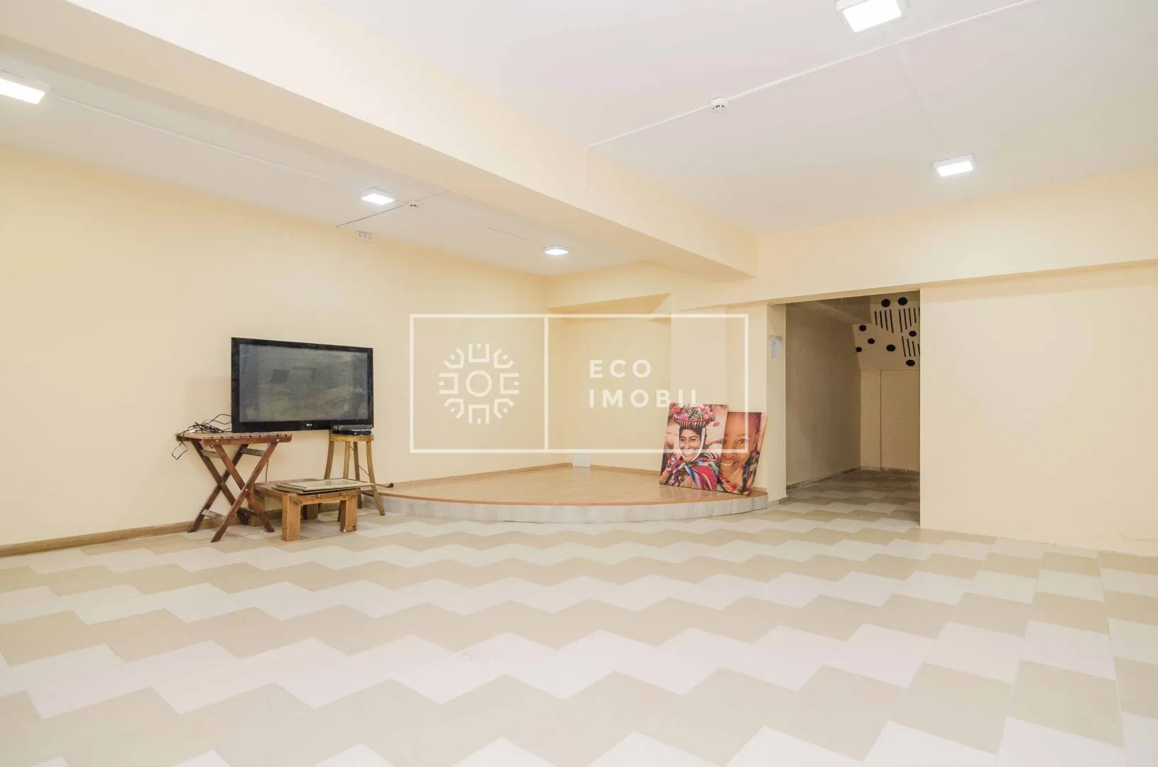 1-camere birou, 223 m² — Imagine 3