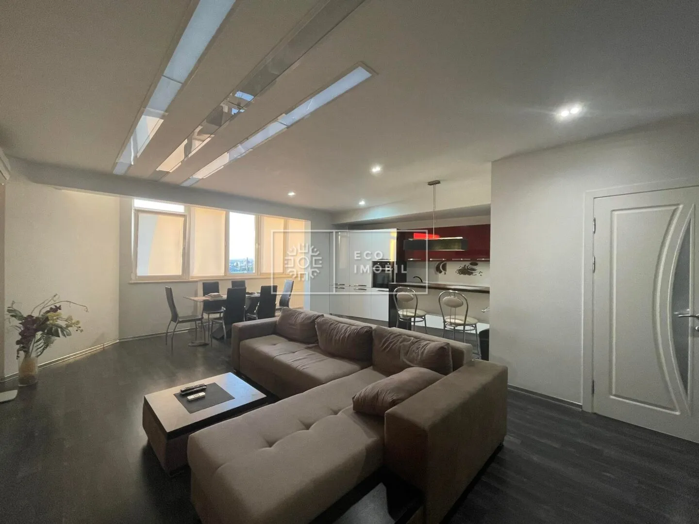 2-комнатная квартира, 92 м² — Изображение 1